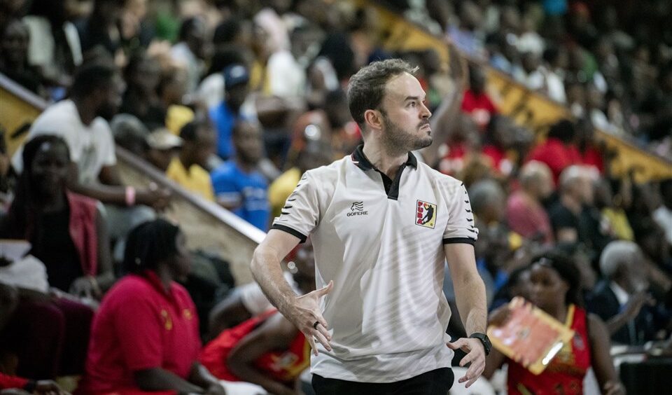 Afrobasket : "Ce qu'on risque face au Sénégal" (Alberto, coach Ouganda)